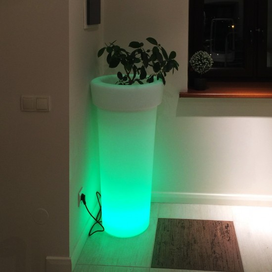 Светящееся кашпо для цветов LED LEIDEN c разноцветной RGB подсветкой и пультом ДУ IP65 — Купить в интернет-магазине LED Forms