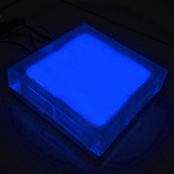 Светодиодная тротуарная плитка LED LUMBRUS 200x200x40 мм синяя IP68