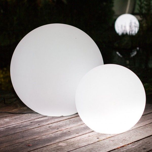 Уличный светильник шар LED MOONBALL 60 см. светодиодный белый IP65 220V — Купить в интернет-магазине LED Forms