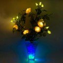 Светильник Светодиодные цветы LED DREAM — белые розы с сине-зелёной подсветкой вазы