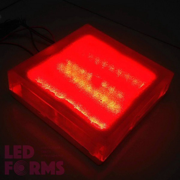 Светодиодная тротуарная плитка LED LUMBRUS 200x200x60 мм. красная IP68 — Купить в интернет-магазине LED Forms