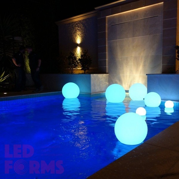 Световой шар для бассейна LED MOONLIGHT 30 см беспроводной RGB с пультом ДУ IP68
