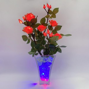 Светильник Светодиодные цветы LED DREAM — красные розы с синей подсветкой вазы