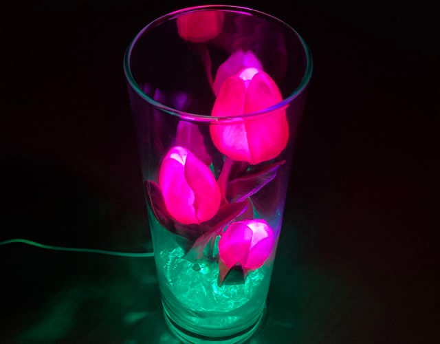 Купить светильники в виде розовых тюльпанов оптом и в розницу в интернет-магазине ✨ LED Forms