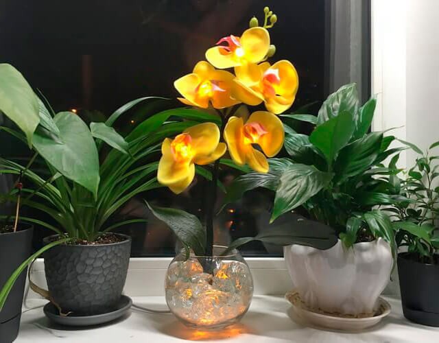 Купить светильник-букет в виде веточки светящихся орхидей в интернет-магазине ✨ LED Forms