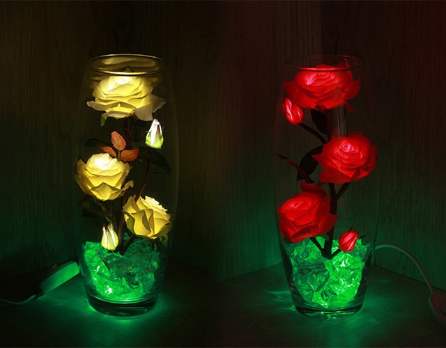 Купить светодиодный светильник цветы Розы в стеклянной вазе в интернет-магазине ✨ LED Forms