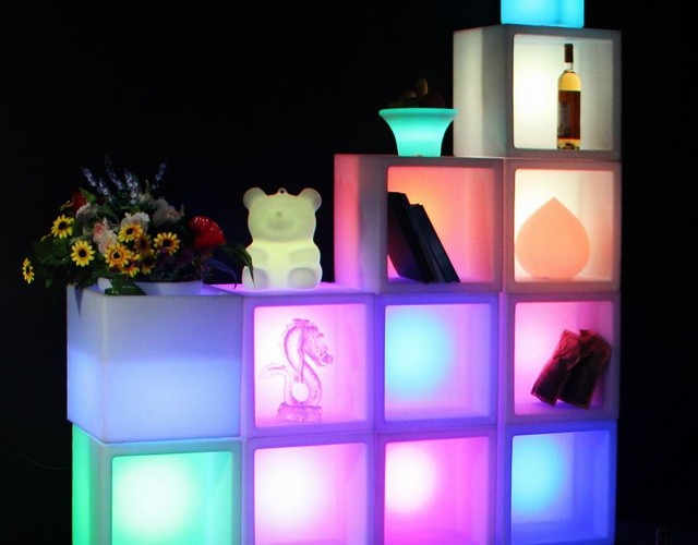 Купить беспроводные световые витрины с разноцветной RGB подсветкой в интернет-магазине ✨ LED Forms
