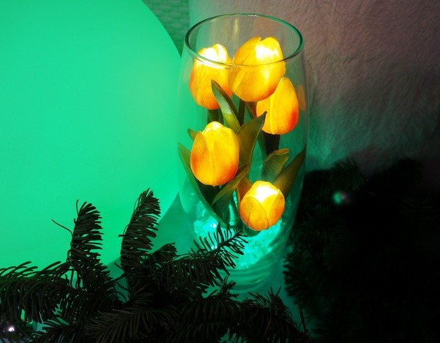 Купить дизайнерский светильник Светодиодные тюльпаны в стеклянном стакане ✨ LED Forms