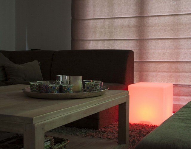 Купить напольный пластиковый LED куб с многоцветным RGB свечением в интернет-магазине ✨ LED Forms