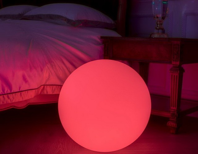 Купить разноцветный светодиодный светильник-шар 50 см с RGB свечением ✨ LED Forms